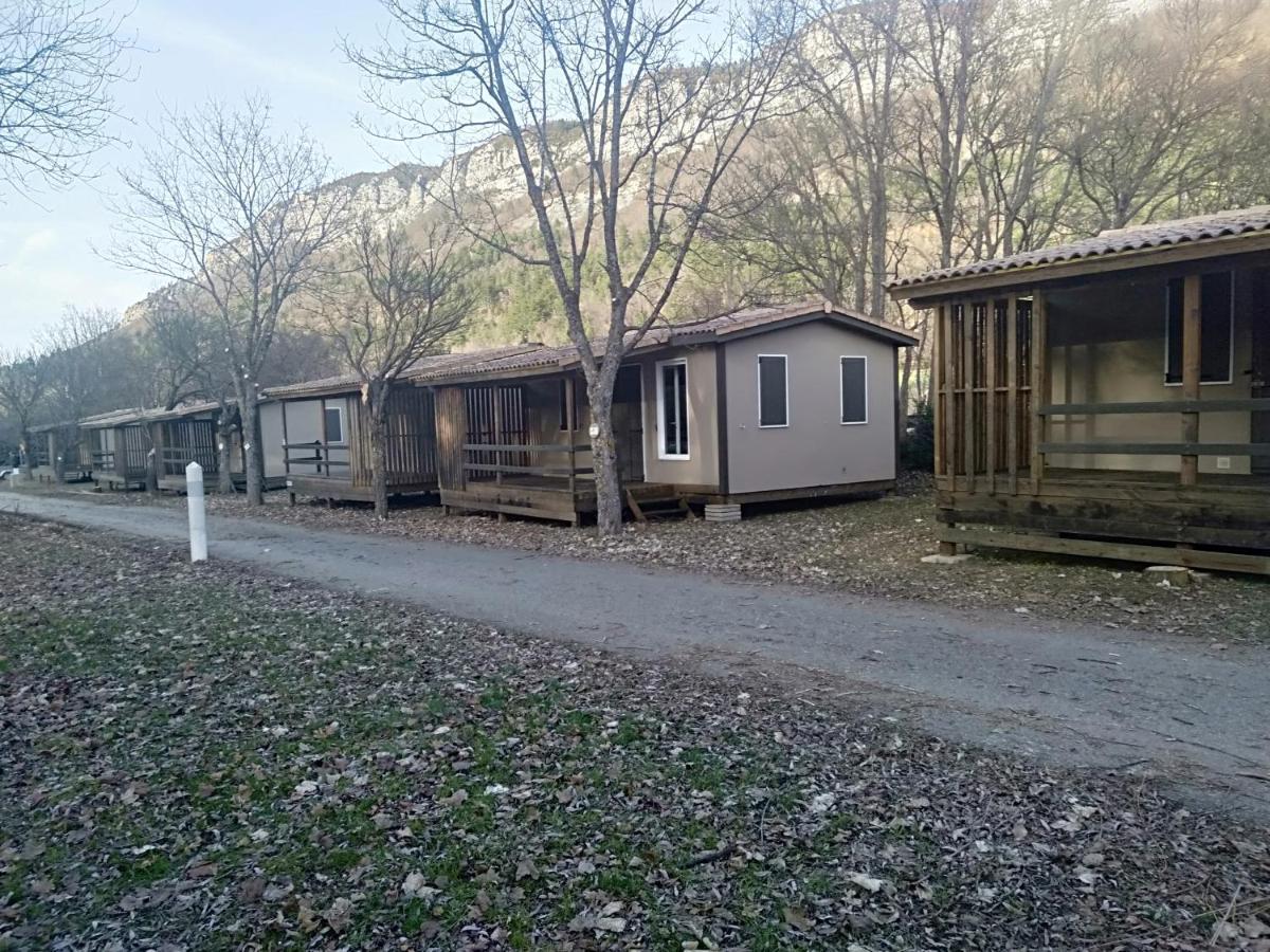 camping du lac Saint-Julien-du-Verdon Bagian luar foto