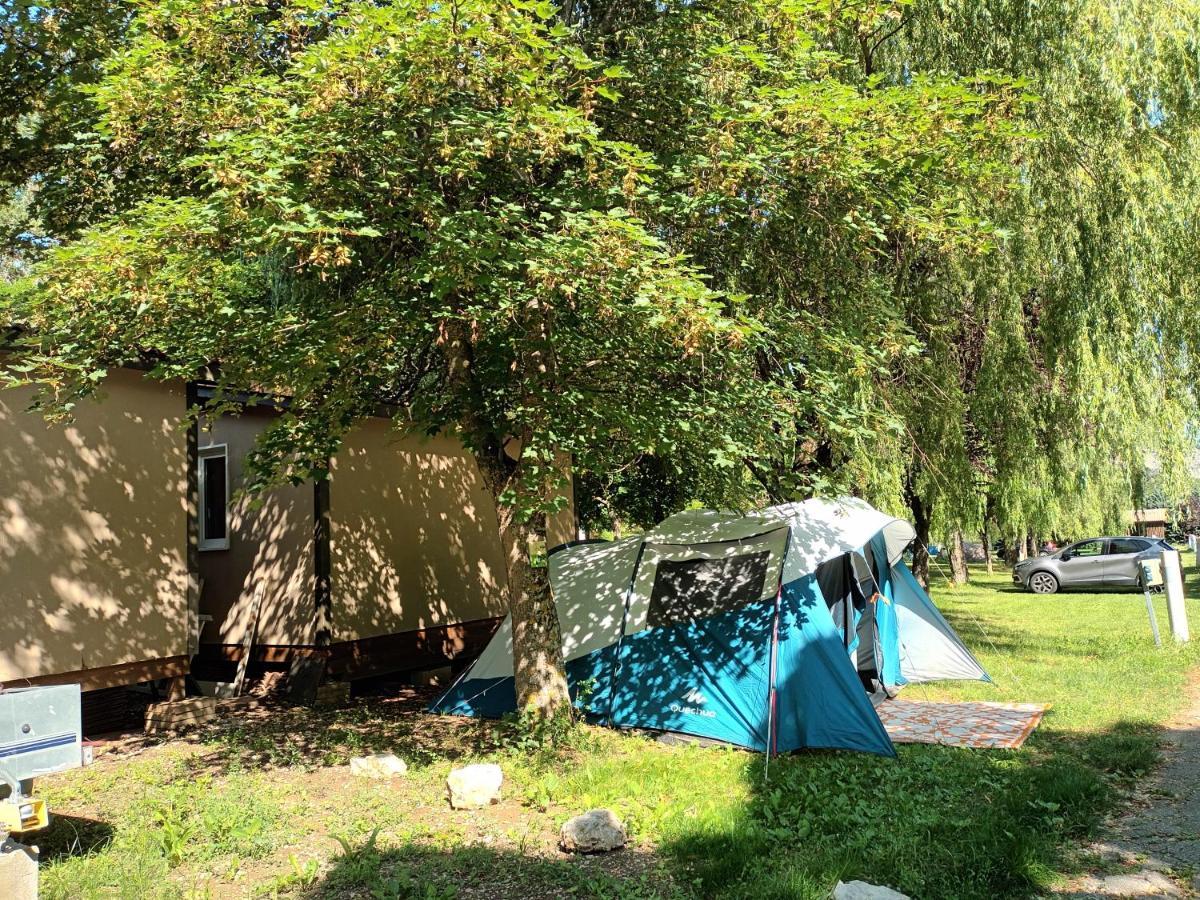 camping du lac Saint-Julien-du-Verdon Bagian luar foto