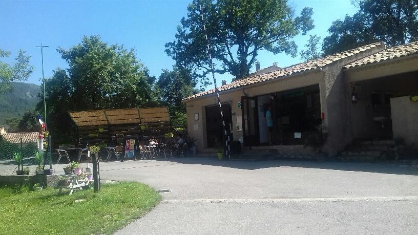 camping du lac Saint-Julien-du-Verdon Bagian luar foto
