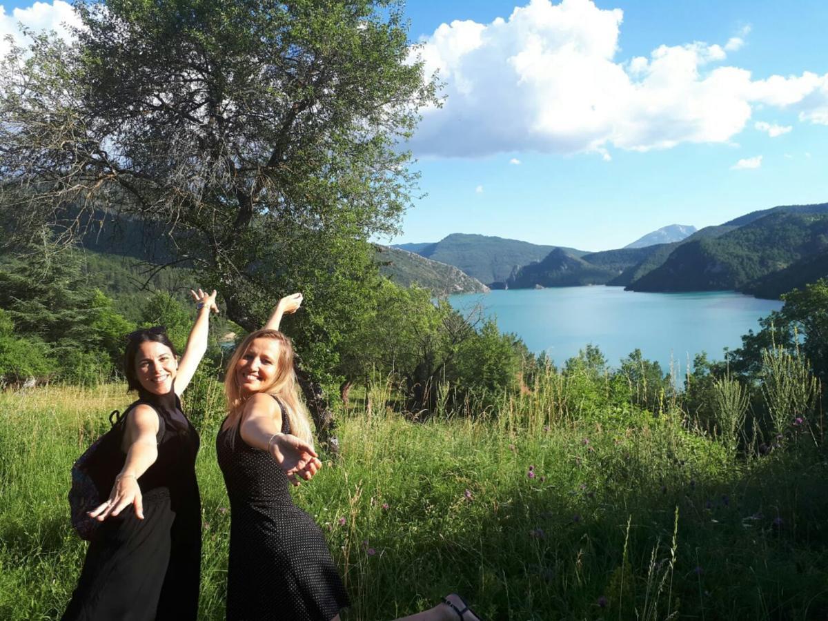 camping du lac Saint-Julien-du-Verdon Bagian luar foto