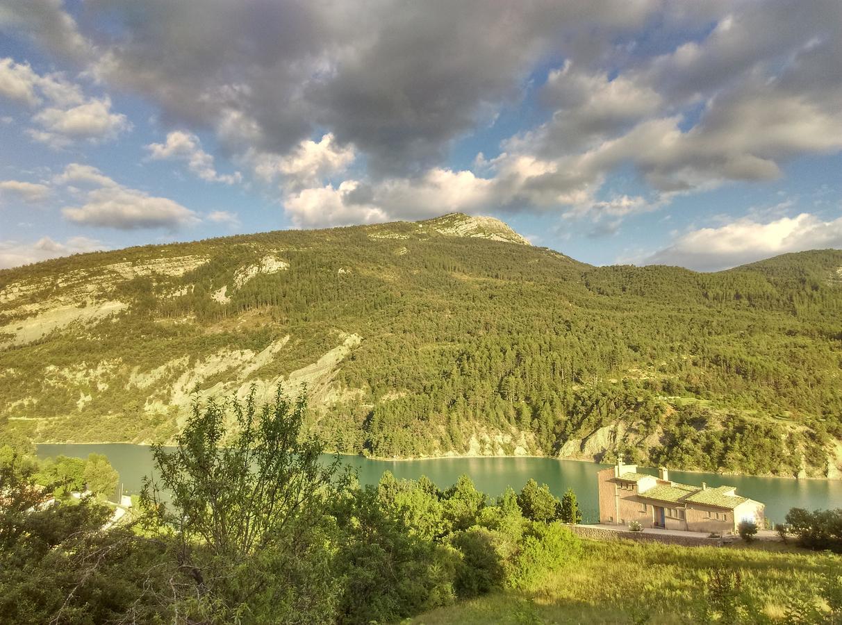 camping du lac Saint-Julien-du-Verdon Bagian luar foto